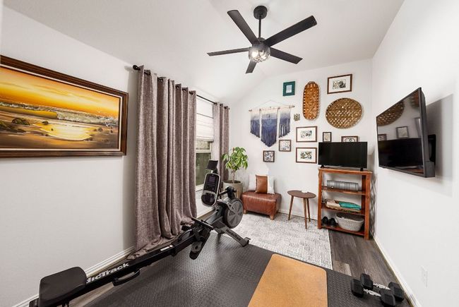 3rd bedroom can also be a flex space with ceiling fan | Image 17