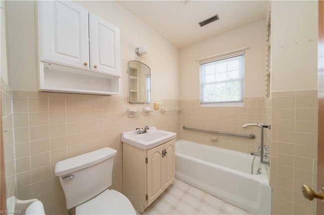 2025 W Main St, House other with 3 bedrooms, 2 bathrooms and null parking in Yadkinville NC | Image 39