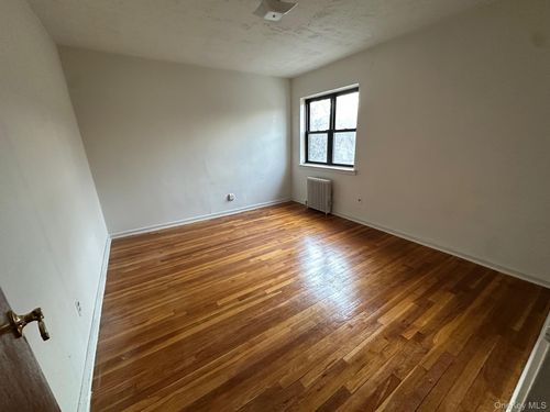 3a-216-04 47th Ave, Bayside, NY, 11361-3411 | Card Image