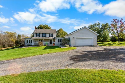 2137 Terry Rd, Nazareth, PA, 18064-8767 | Card Image