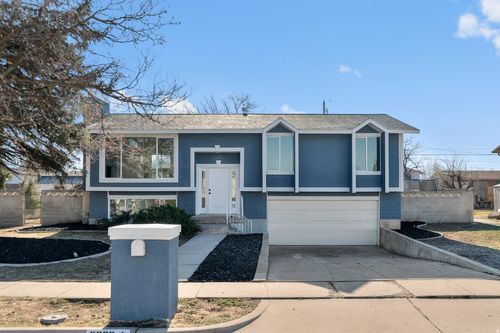 3329 W Sunnybrook Dr, West Valley City, UT, 84119-5124 | Card Image