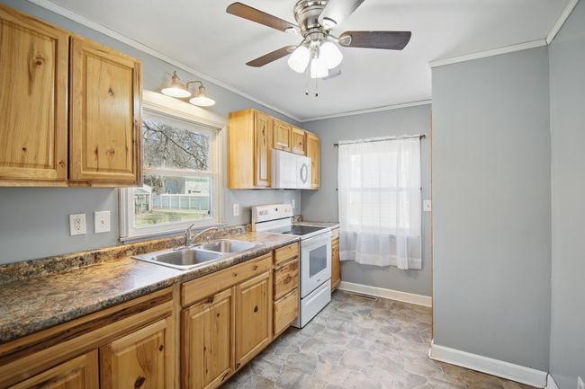 Kitchen | Image 5