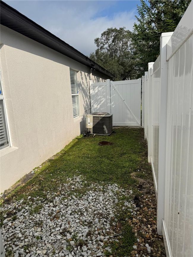 1125 Royal Marquis Cir, House other with 4 bedrooms, 2 bathrooms and null parking in OCOEE FL | Image 34