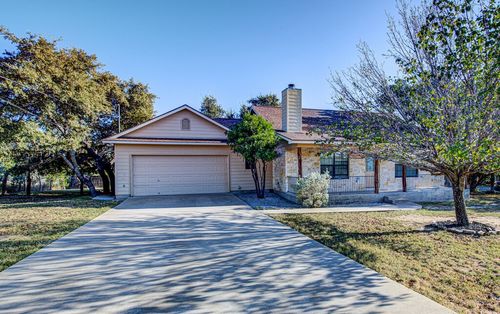 10814 Wildwood Cir, Dripping Springs, TX, 78620-2513 | Card Image