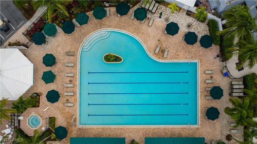 1046 Silverstrand Dr, NAPLES, FL, 34110-4109 | Card Image