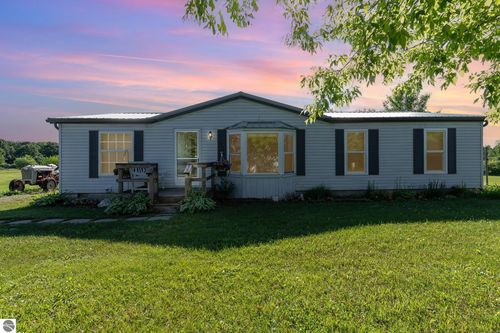 3433 Nile Rd, Whittemore, MI, 48770-9790 | Card Image