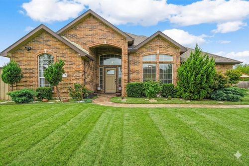 412 Kings Creek Dr, Terrell, TX, 75161-5329 | Card Image