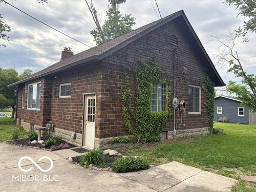 227 Franklin St, Pendleton, IN, 46064-1119 | Card Image