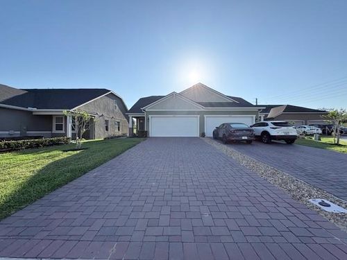 2668 Spider Lily Ct, CLERMONT, FL, 34711-9593 | Card Image