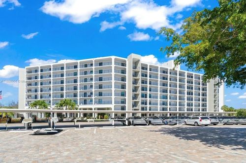 212-1627 Riverview Rd, Deerfield Beach, FL, 33441-4319 | Card Image