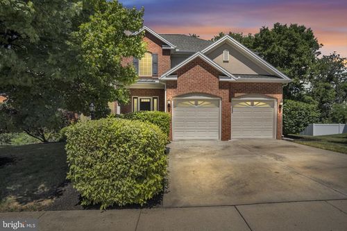 1642 Lowell Ln, NEW CUMBERLAND, PA, 17070-2239 | Card Image
