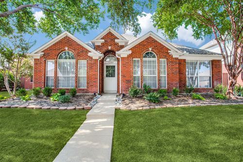 1204 Quaker Ln, Lewisville, TX, 75077-3727 | Card Image