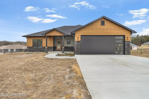 435 Dover Ct, Holts Summit, MO, 65043-2131 | Card Image
