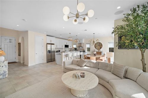 d-2573 Elden Ave, Costa Mesa, CA, 92627-1307 | Card Image