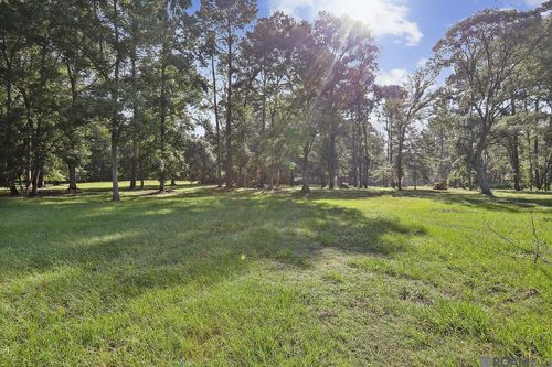 10107 Longleaf Ln, Saint Francisville, LA, 70775-5291 | Card Image