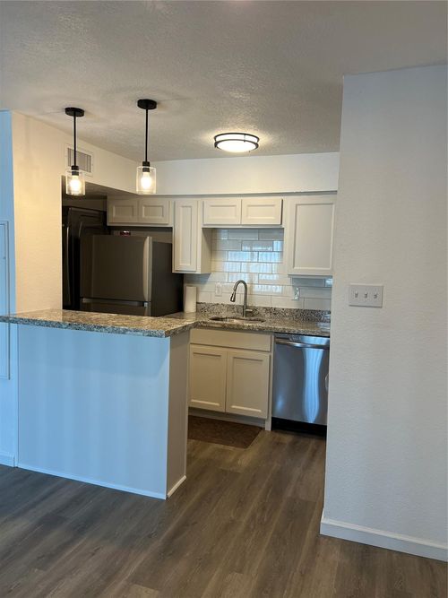 apt-164-13151 Walden Rd, Montgomery, TX, 77356-8564 | Card Image