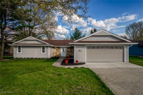 10097 Crows Nest Cv, Aurora, OH, 44202-9088 | Card Image
