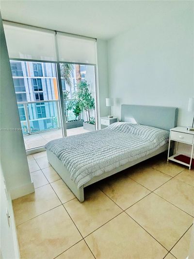 308 - 41 Se 5th St, Condo with 2 bedrooms, 2 bathrooms and null parking in Miami FL | Image 2