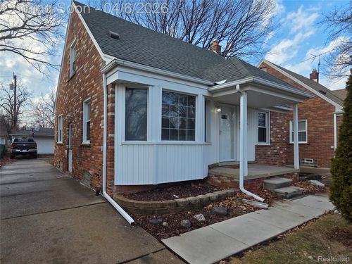 1536 Hollywood St, Dearborn, MI, 48124-4044 | Card Image