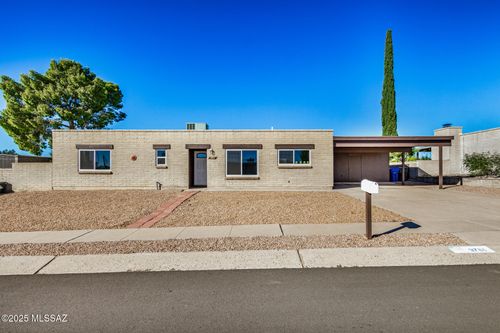 9761 E Sellarole Rd, Tucson, AZ, 85730-3015 | Card Image