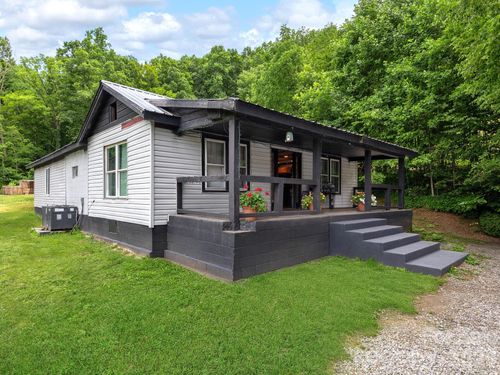 181 Harley Davidson Dr, Canton, NC, 28716-5781 | Card Image