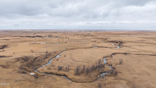 1402 57th Ave Sw, Beulah, ND, 58523 | Card Image