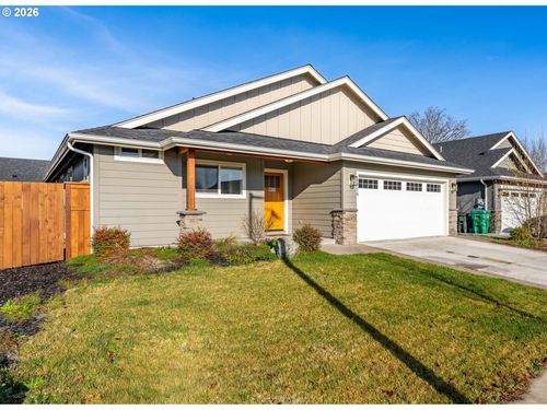 1876 Sw Mistybrook Dr, Grants Pass, OR, 97527-6464 | Card Image