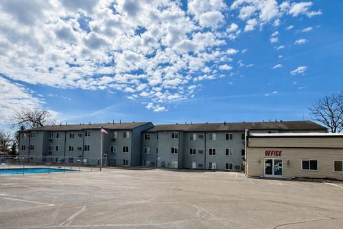 unit-308-321 Park Lake Blvd, Detroit Lakes, MN, 56501-4429 | Card Image