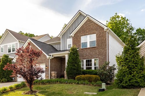 210 Woodhall Ct, White House, TN, 37188-2942 | Card Image