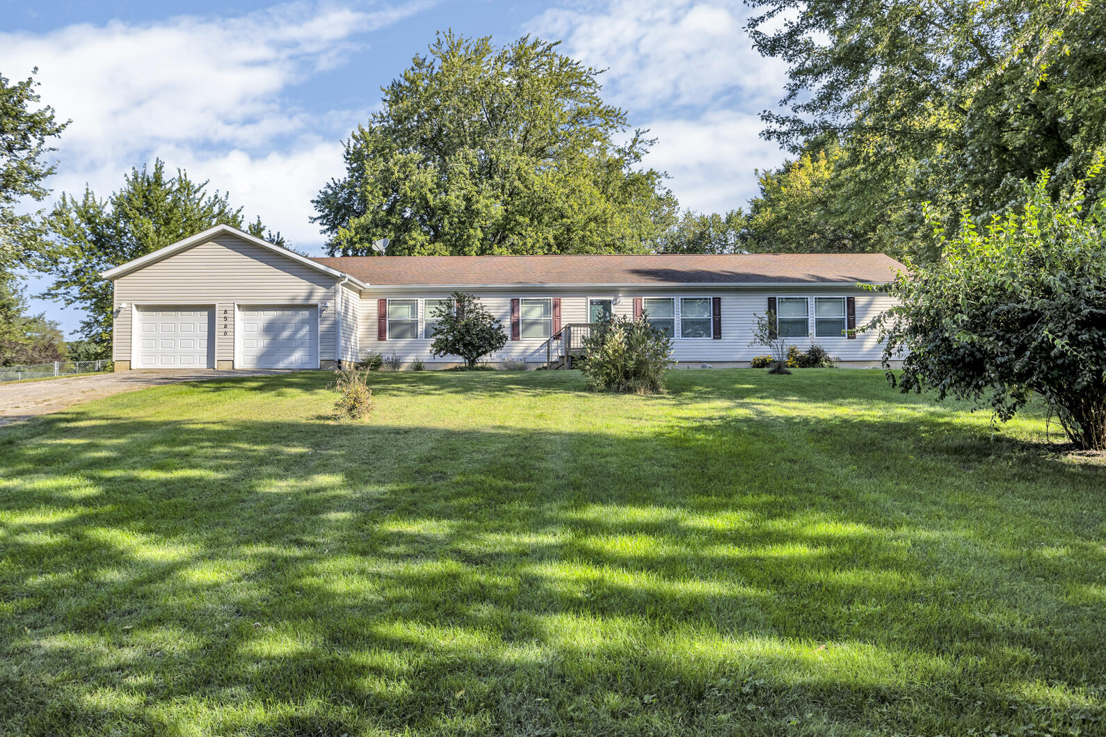 Territorial Rd, Pleasant Lake, MI 49272
