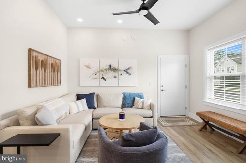 101-2 Bowers Dr, OCEAN VIEW, DE, 19970-3680 | Card Image