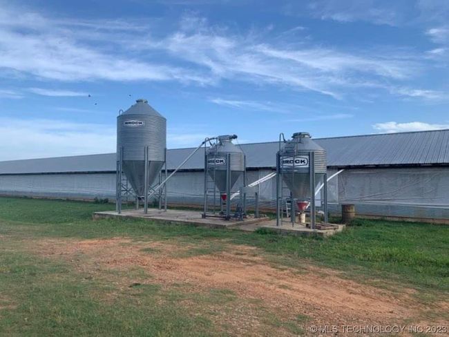 40326 S County Road 4545, House other with 3 bedrooms, 2 bathrooms and null parking in Keota OK | Image 13