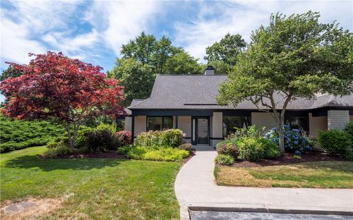 19 Martingale Ln, Narragansett, RI, 02882-4223 | Card Image