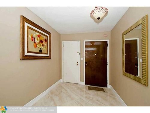 apt-3j-3690 Inverrary Dr, Lauderhill, FL, 33319-5930 | Card Image