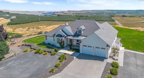 2350 Murphy Rd, Pasco, WA, 99301-9560 | Card Image