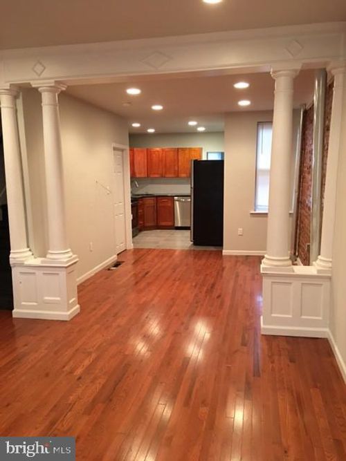 5211 Hazel Ave, PHILADELPHIA, PA, 19143-1526 | Card Image
