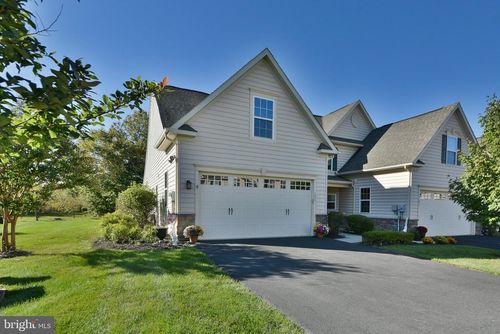 1239 Heron Ct, QUAKERTOWN, PA, 18951-2857 | Card Image