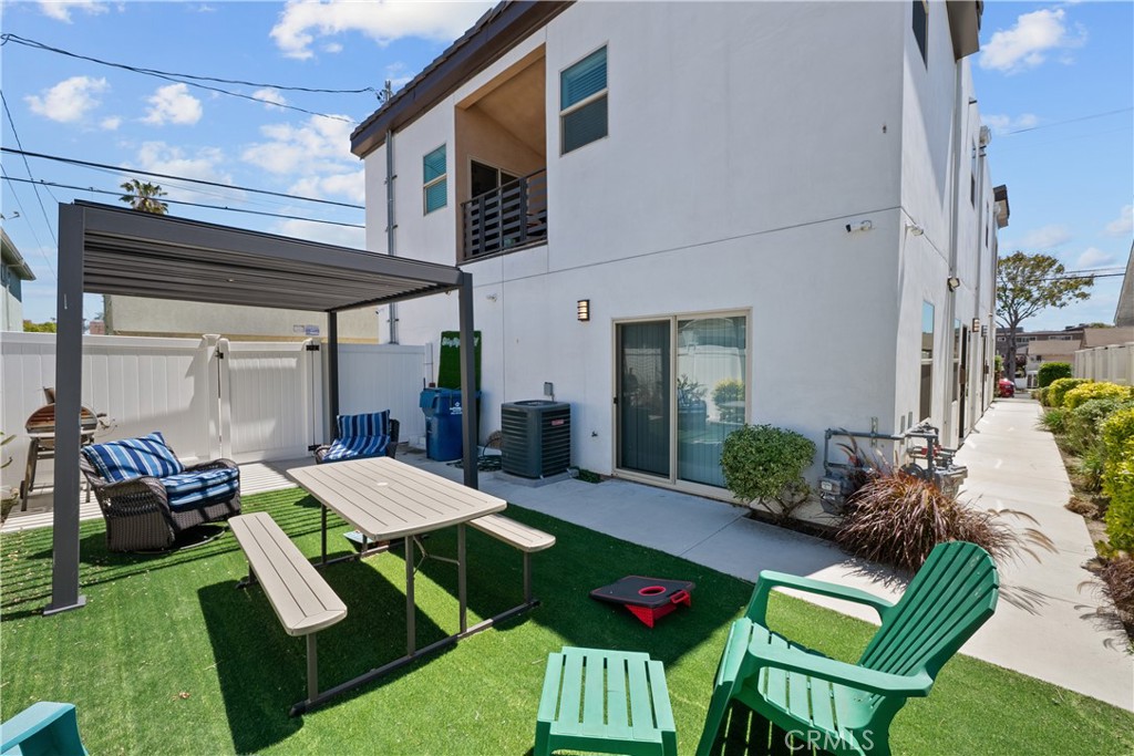 Residential Income in Inglewood 3