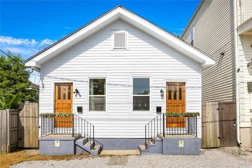 517 General Taylor St, New Orleans, LA, 70115-1325 | Card Image