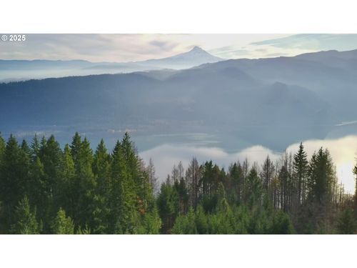 9562 Cook Underwood Rd, Underwood, WA, 98651 | Card Image