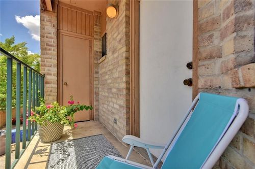 apt-220-3316 Guadalupe St, Austin, TX, 78705-2340 | Card Image