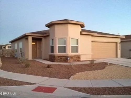 5980 Redstone Rim Dr, El Paso, TX, 79934-3316 | Card Image