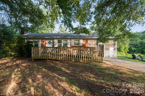 389 Midway Lake Road, Mooresville, NC, 28115 | Card Image