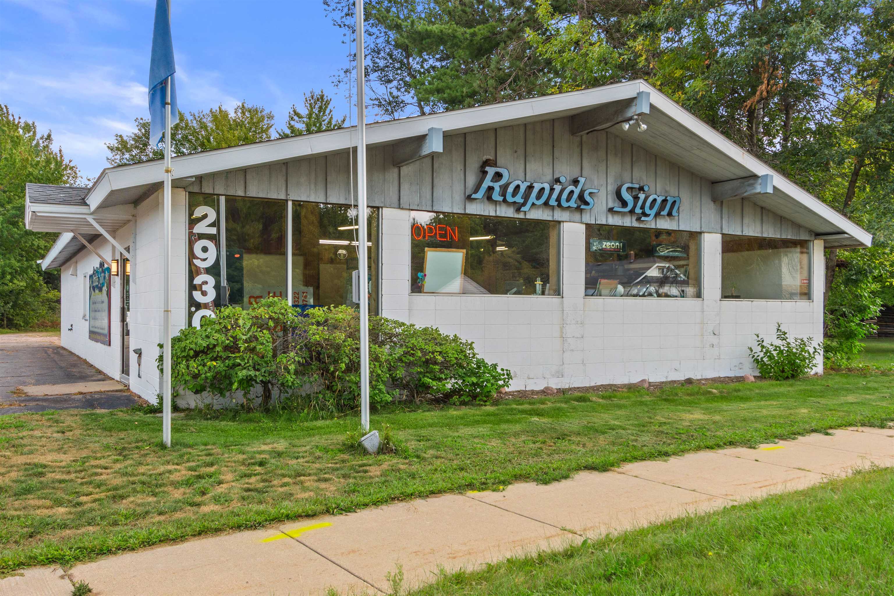 2930 Plover Rd, Wisconsin Rapids, WI 54494