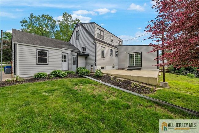 16 Lakeside Dr S, House other with 4 bedrooms, 3 bathrooms and null parking in Piscataway NJ | Image 30