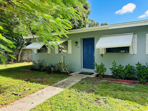 1808 22nd Ave, Vero Beach, FL, 32960-3082 | Card Image