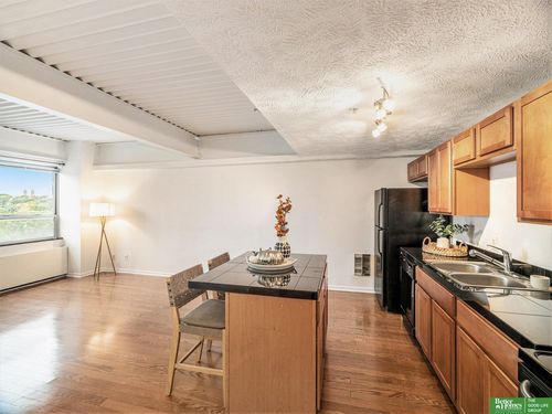 702-105 N 31st Ave, Omaha, NE, 68131-2965 | Card Image