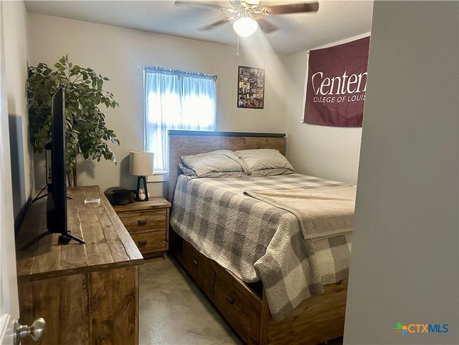 709 W Pierson St, Home with 0 bedrooms, 0 bathrooms and null parking in Hamilton TX | Image 16