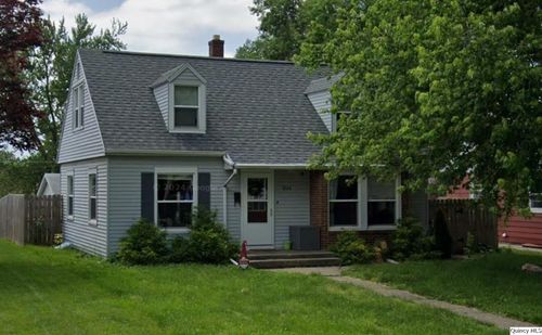 2514 College Ave, Quincy, IL, 62301-3530 | Card Image