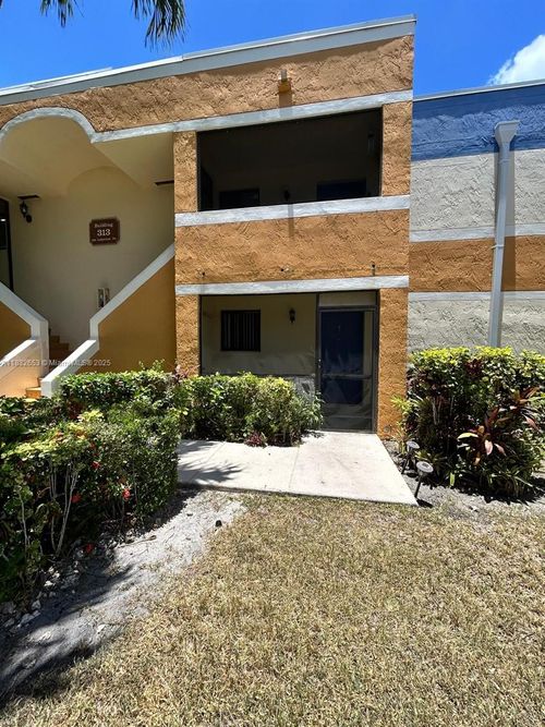 apt-103-189 Lakeview Dr, Weston, FL, 33326-2556 | Card Image
